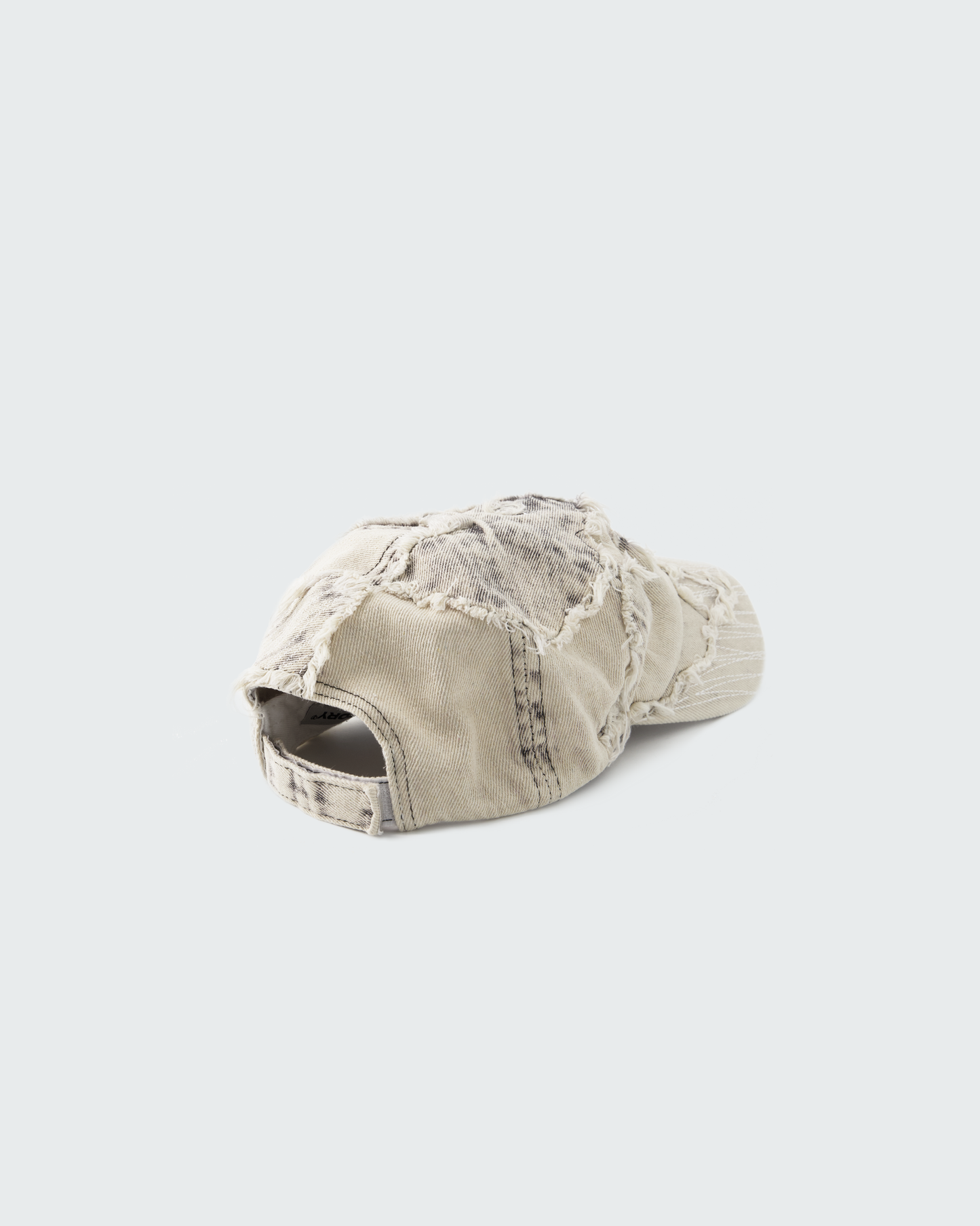 DISTRESS PATCH CAP